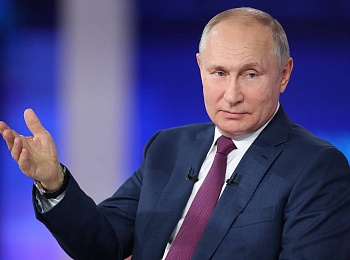 Путин назвал незаконным увольнение за отказ от прививки от COVID-19 при наличии медотвода